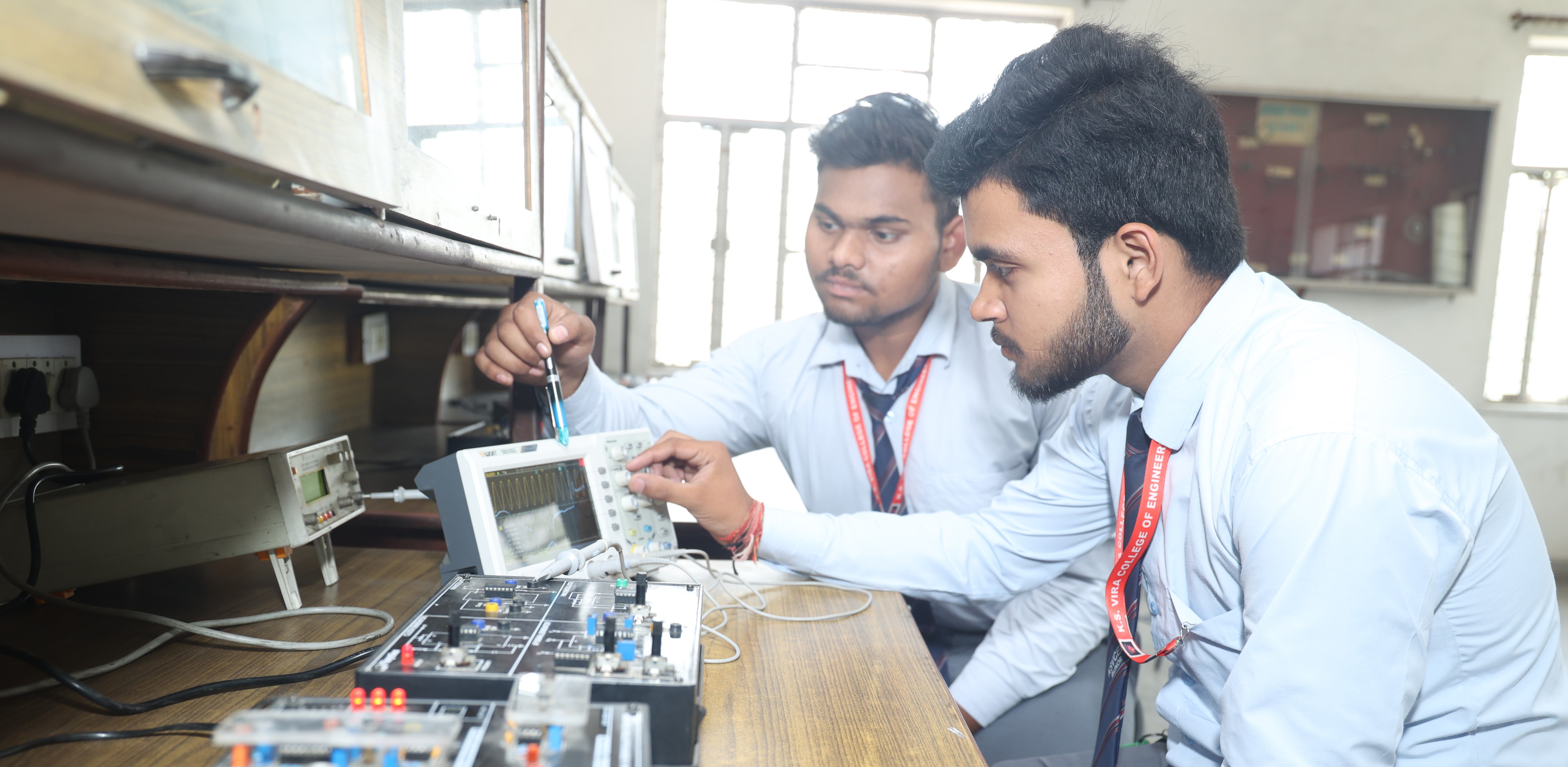 Analog & Digital Electronics Lab